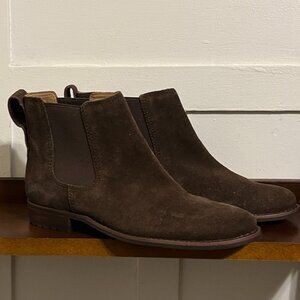 LL BEAN CHOCOLATE SUEDE CHELSEA BOOT size 6.5